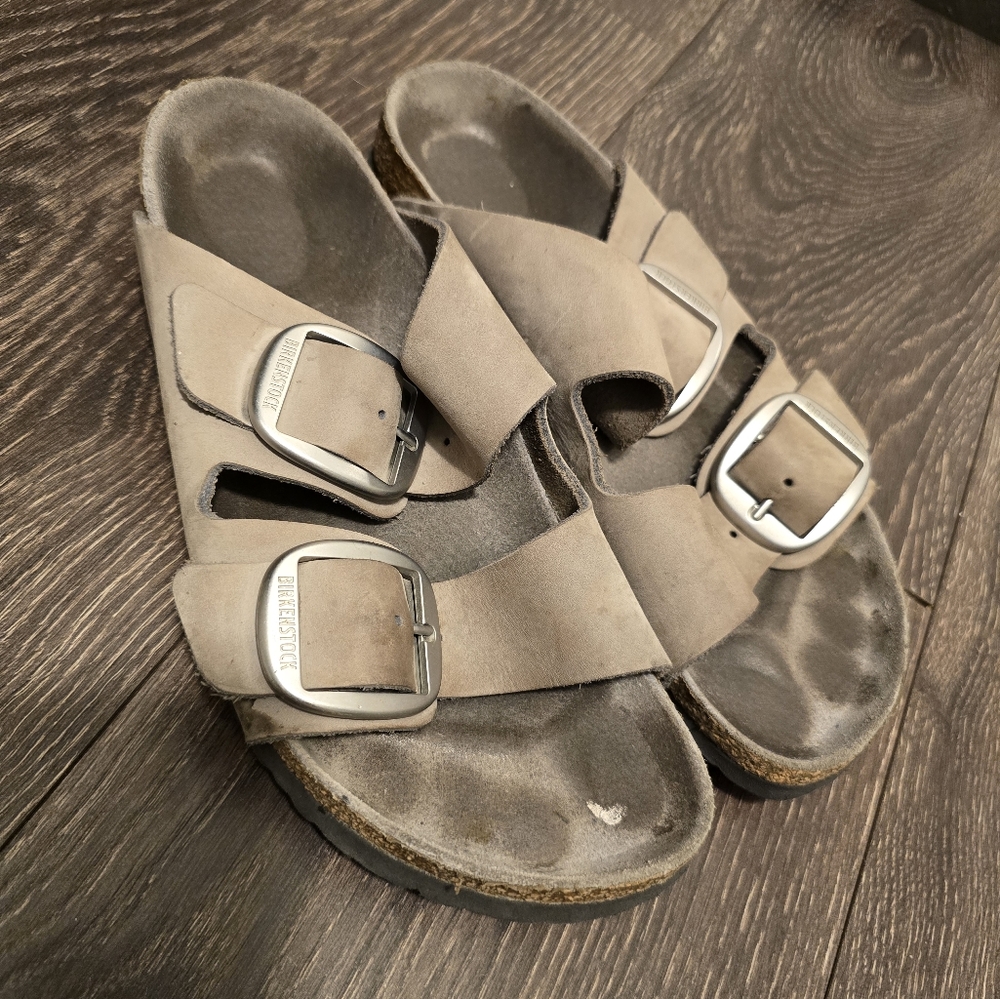 Birkenstock Big Buckle size 39 (8-8.5)